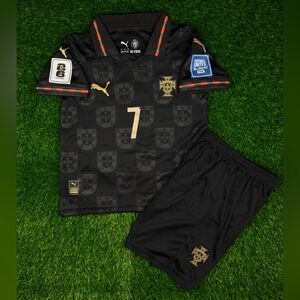 🇵🇹NEW PORTUGAL SPECIAL EDITION RONALDO KIDS SET! 🇵🇹